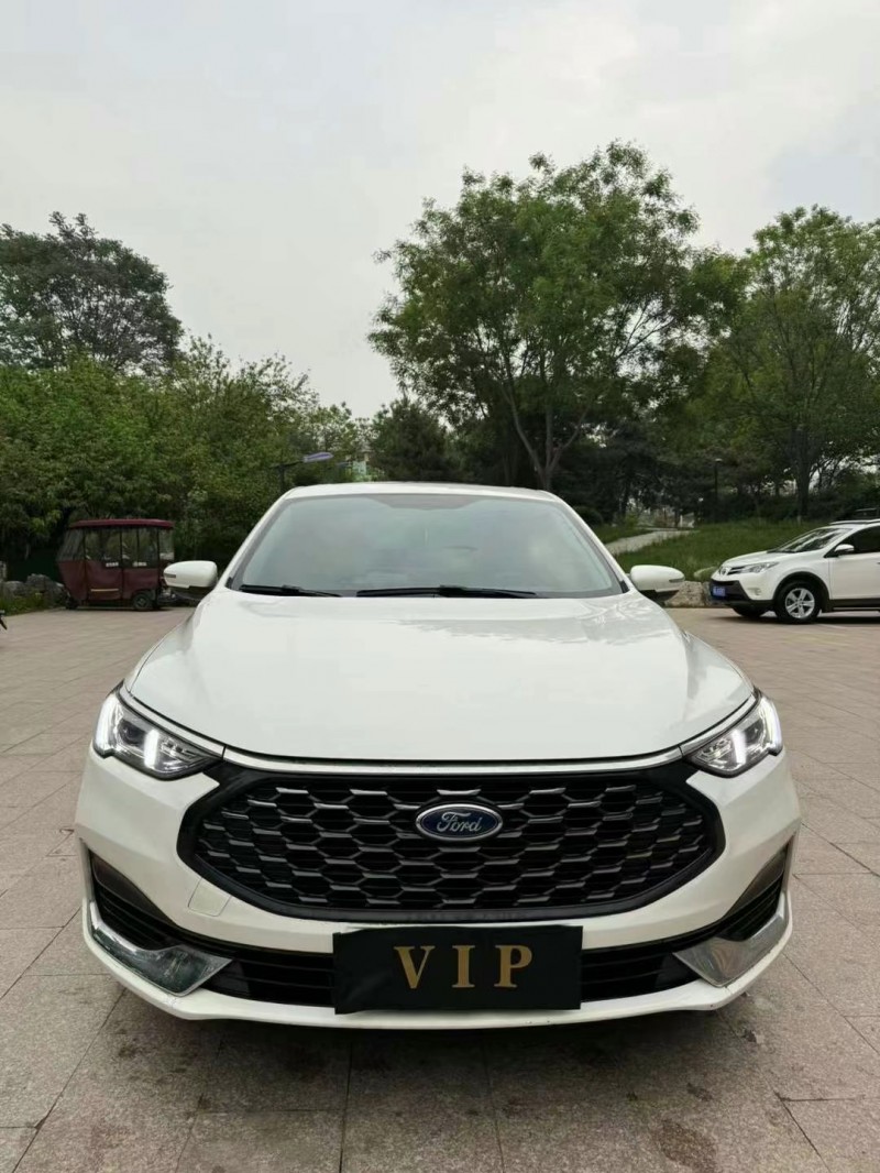 邢台21年福特福睿斯1