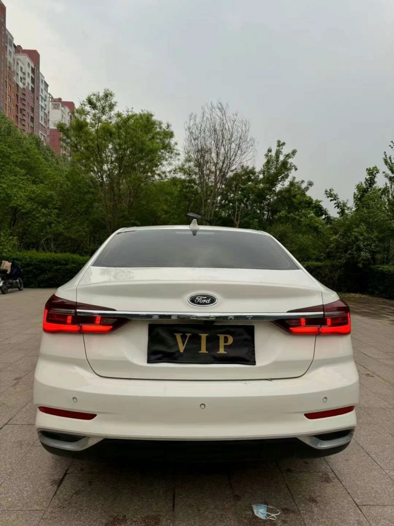 邢台21年福特福睿斯9