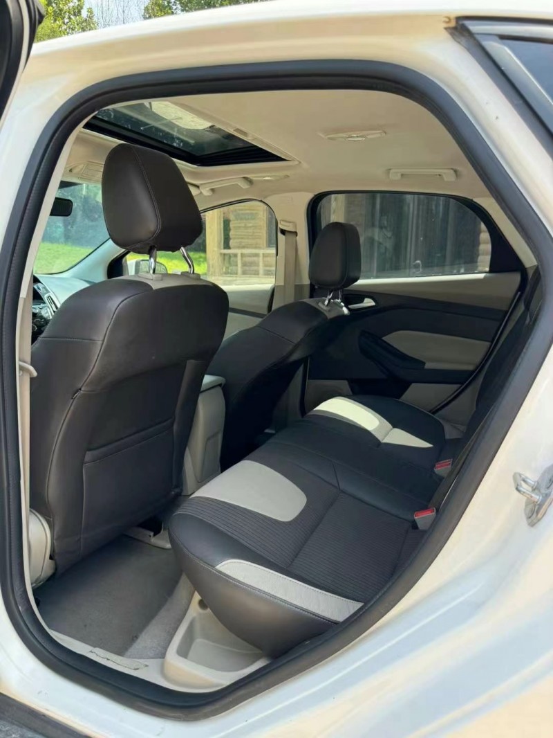 邢台14年福特福克斯6