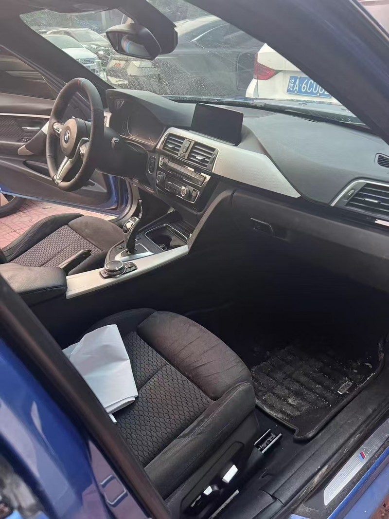 济宁16年宝马3系6