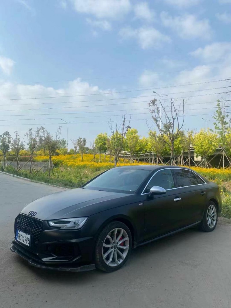 青岛17年奥迪A4L3