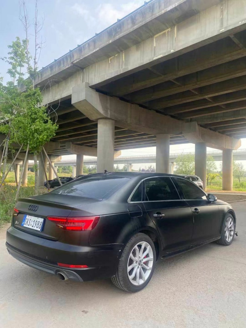 青岛17年奥迪A4L8