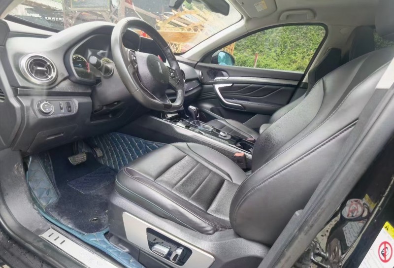 安順17年長城汽車WEY VV75