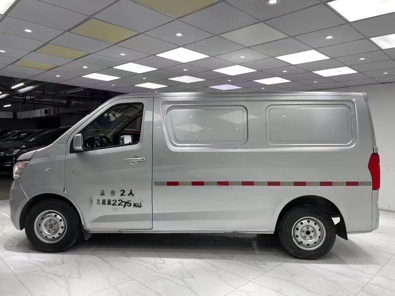 成都21年长安汽车M603