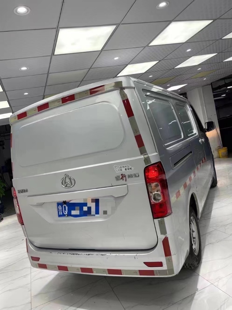 成都21年长安汽车M609