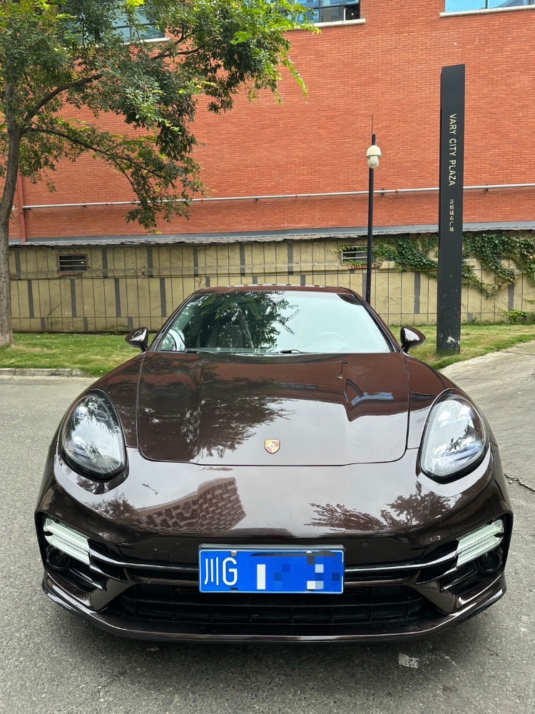 成都13年保时捷帕拉梅拉1