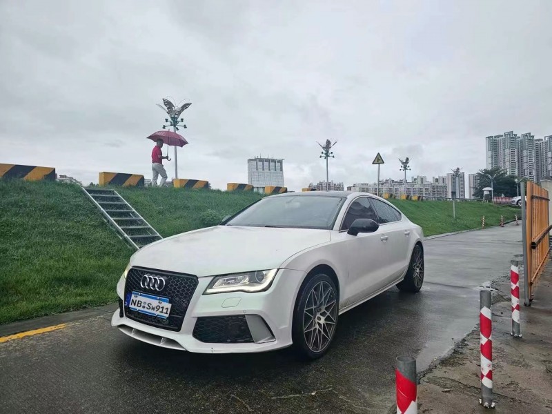 广州15年奥迪A7L3