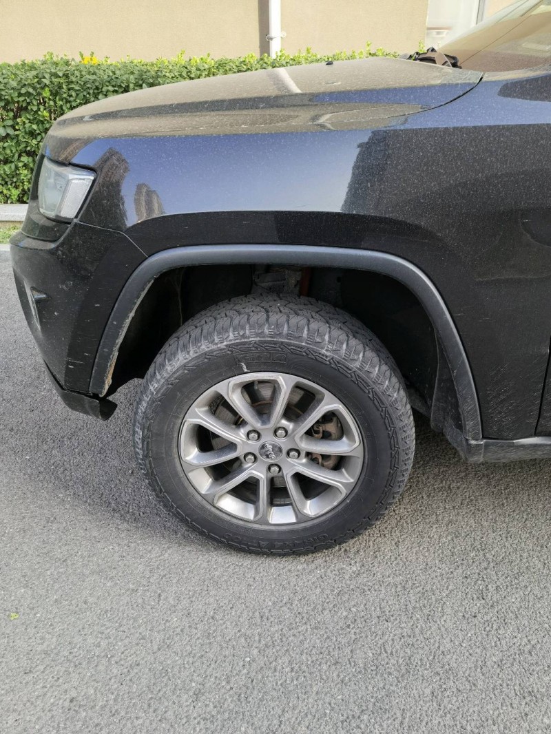 天津15年Jeep大切諾基3