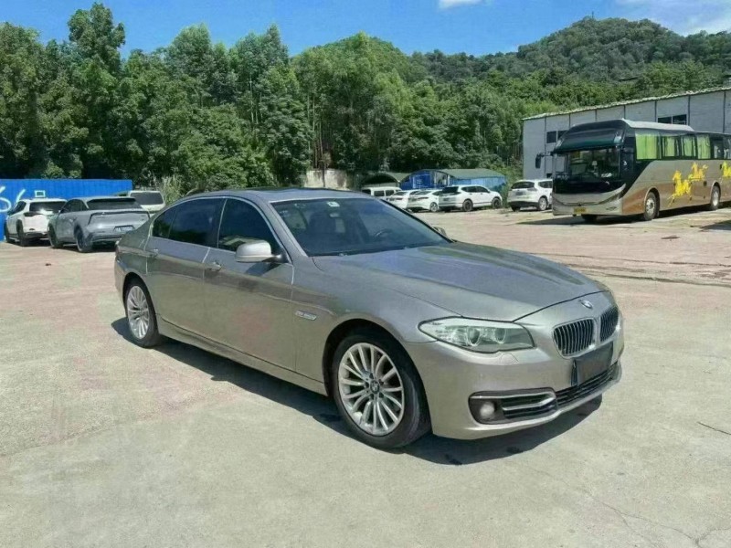 南寧12年寶馬5系3