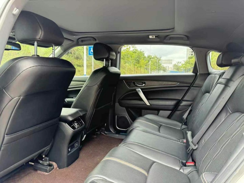 南宁21年本田URV6