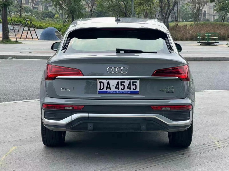 东莞22年奥迪Q59