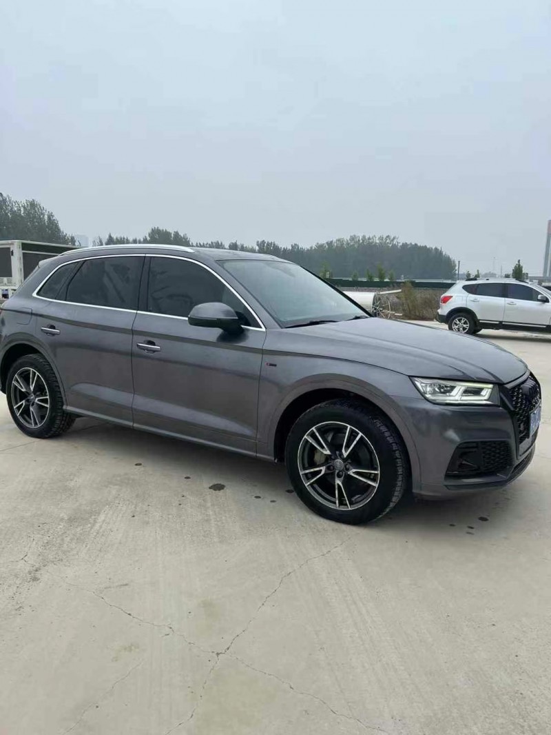 济宁18年奥迪Q53