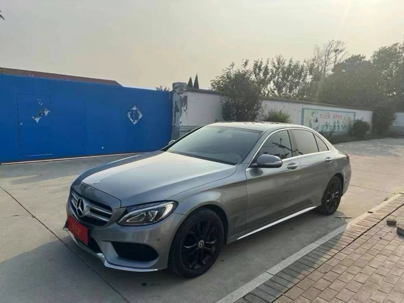 济宁16年奔驰C2