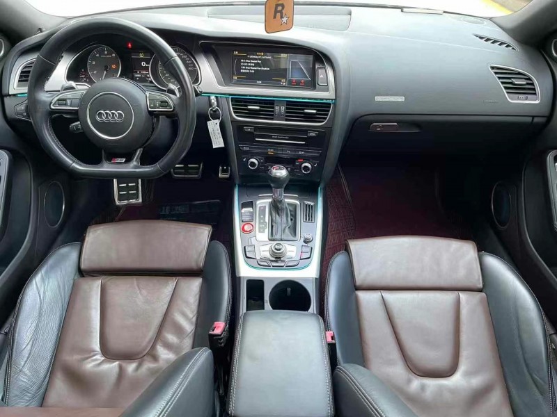 济宁14年奥迪S54