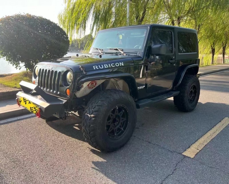 鷹潭12年Jeep牧馬人2