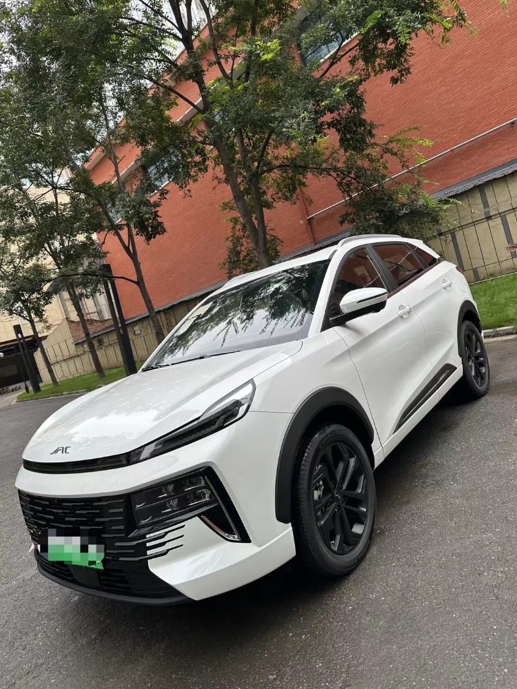 成都24年江淮QX2