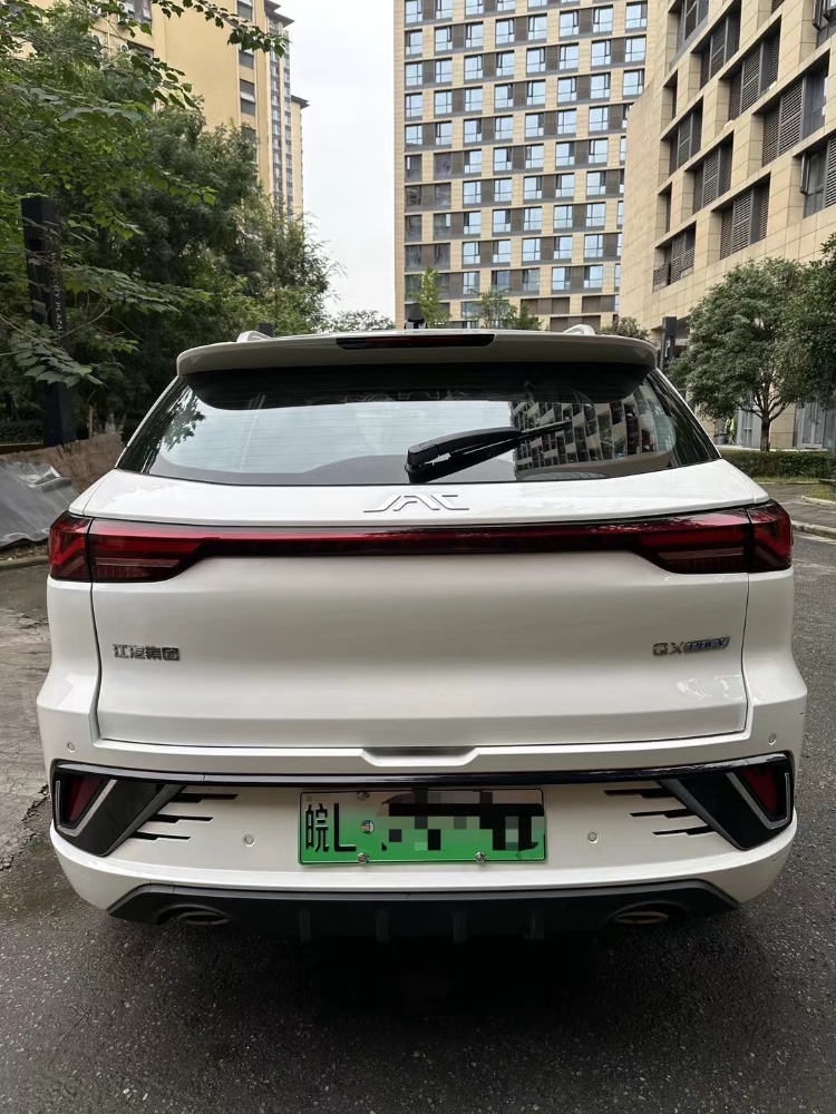 成都24年江淮QX9