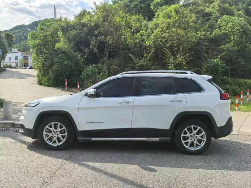 廣州18年Jeep自由光6