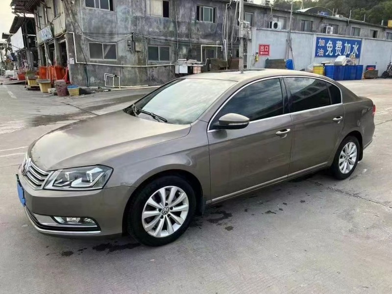 东莞15年大众迈腾4