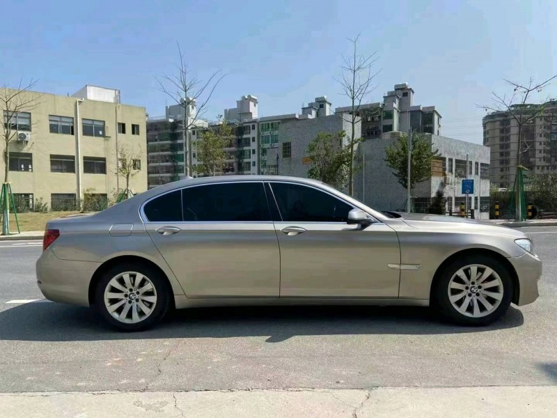 广州14年宝马7系5