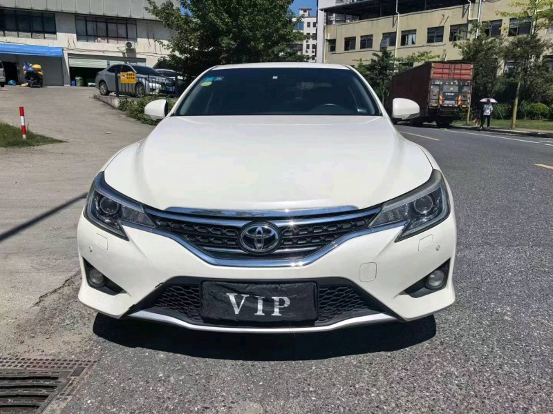 广州15年丰田锐志1