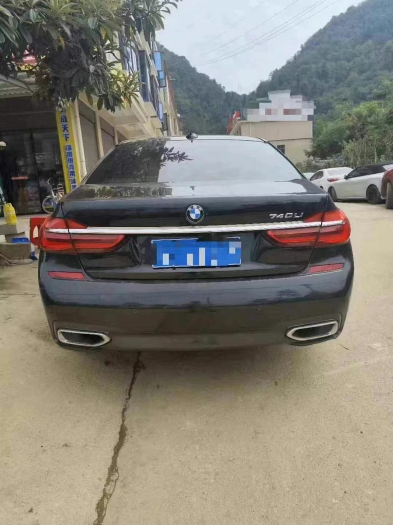 邵阳18年宝马7系4