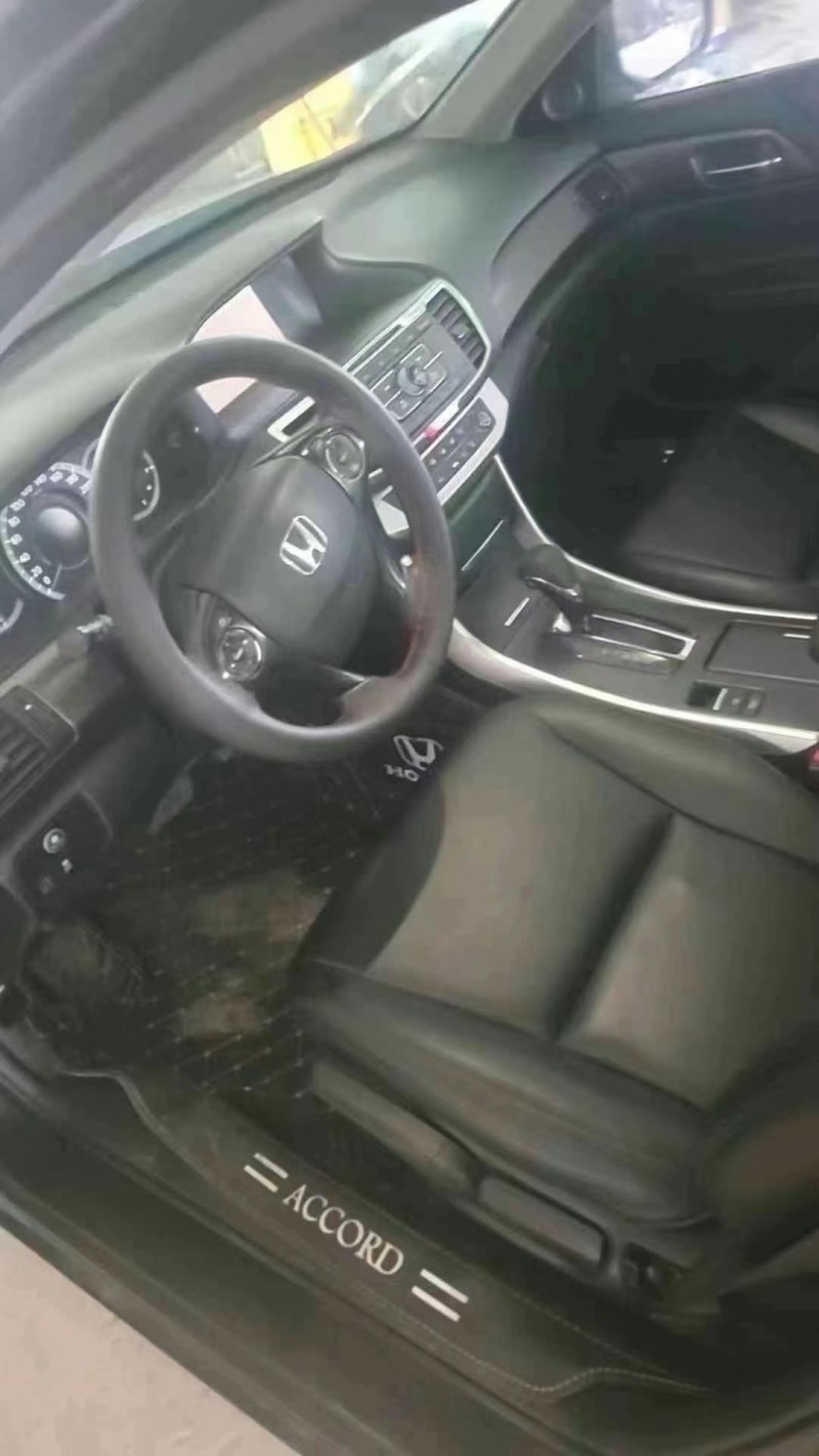 菏泽16年本田雅阁4