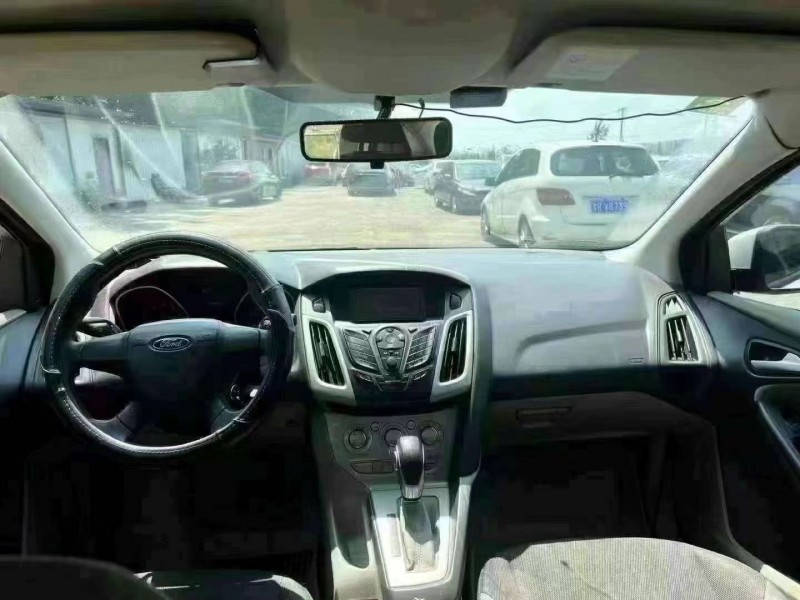 菏泽14年福特福克斯7