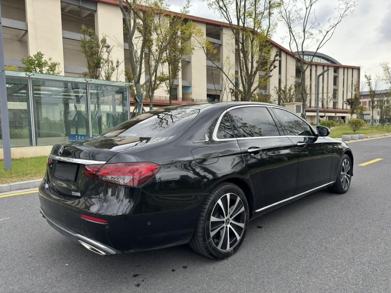 盐城21年奔驰E8