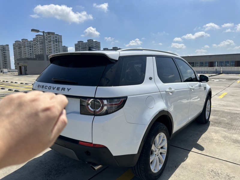 盐城17年路虎发现7