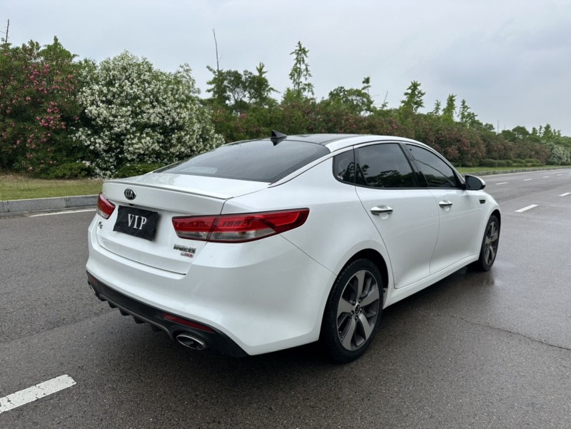 鹽城18年起亞K57