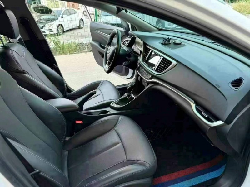 徐州21年别克英朗3