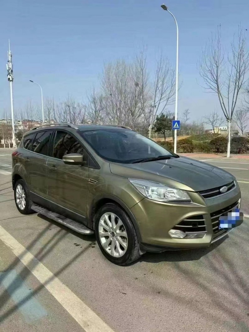 青岛13年福特翼虎3