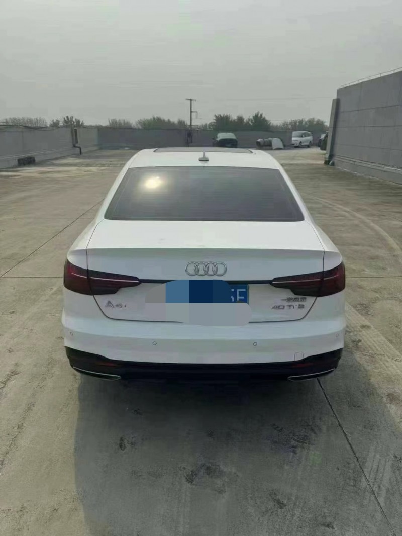 潍坊23年奥迪A4L2