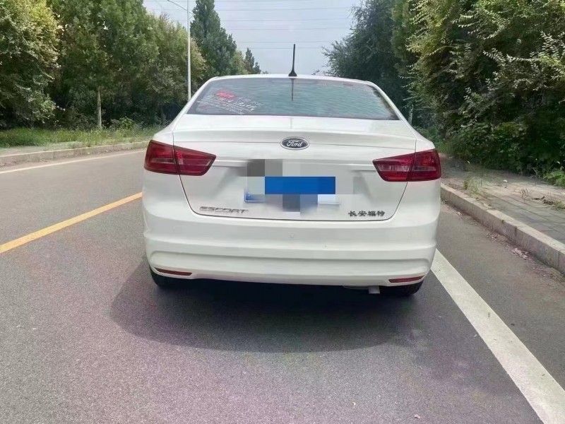 廊坊18年福特福睿斯9