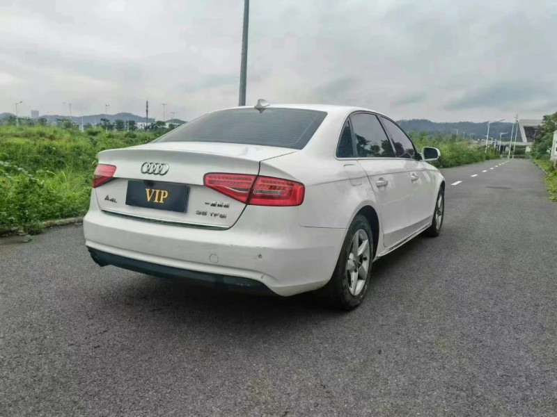 东莞15年奥迪A4L8