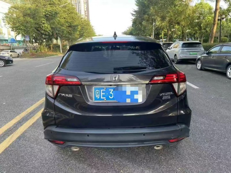 东莞21年本田缤智6