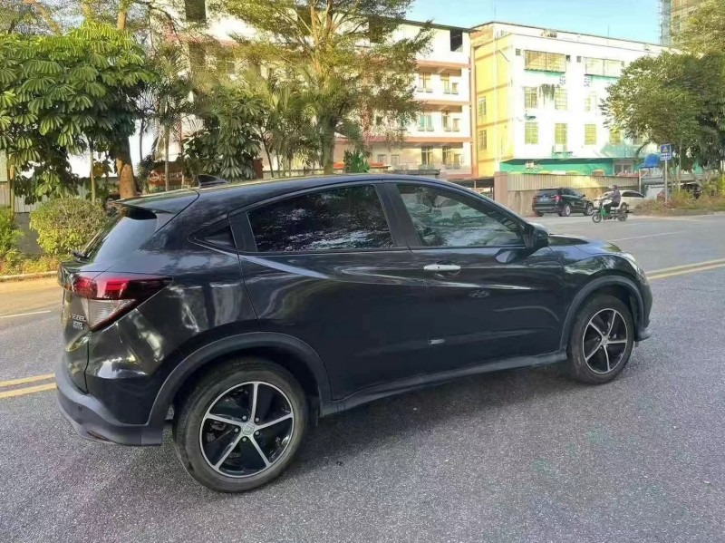 东莞21年本田缤智9