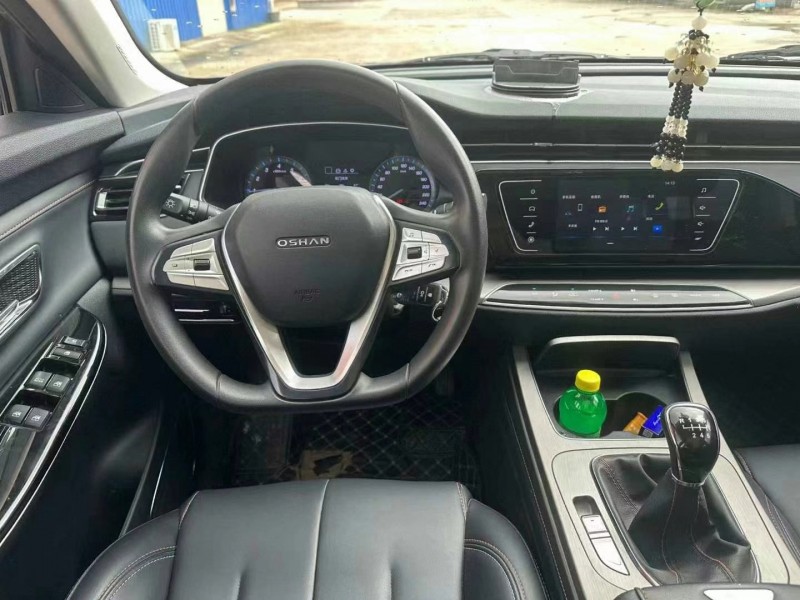 防城港20年長安汽車歐尚5