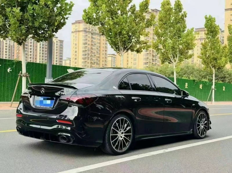 潍坊23年奔驰AMG4