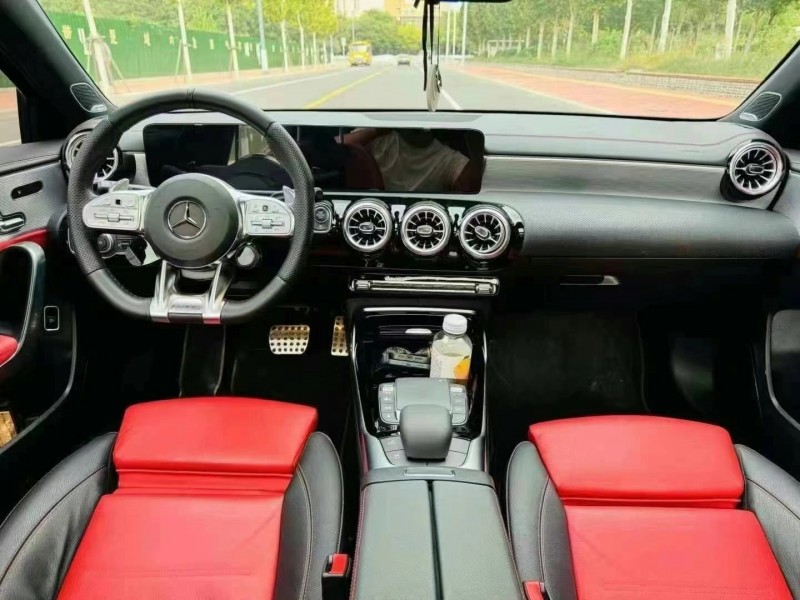 潍坊23年奔驰AMG8
