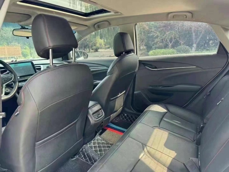 菏泽19年别克英朗7