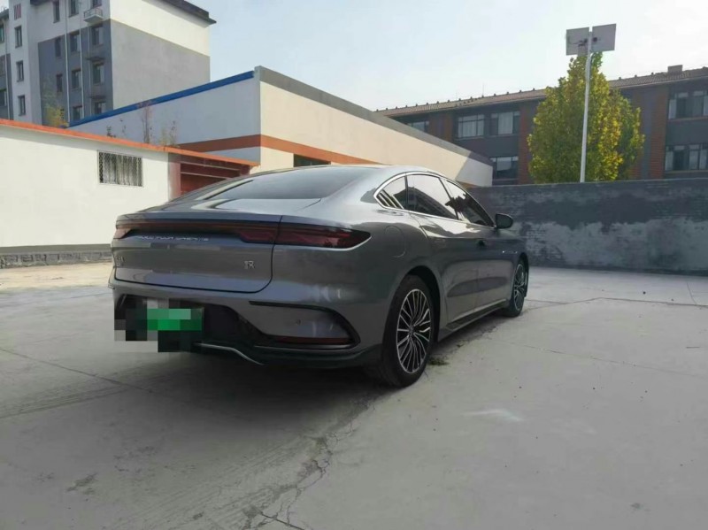 济宁22年比亚迪汉6