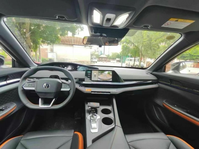 珠海24年長安汽車UNI-V9