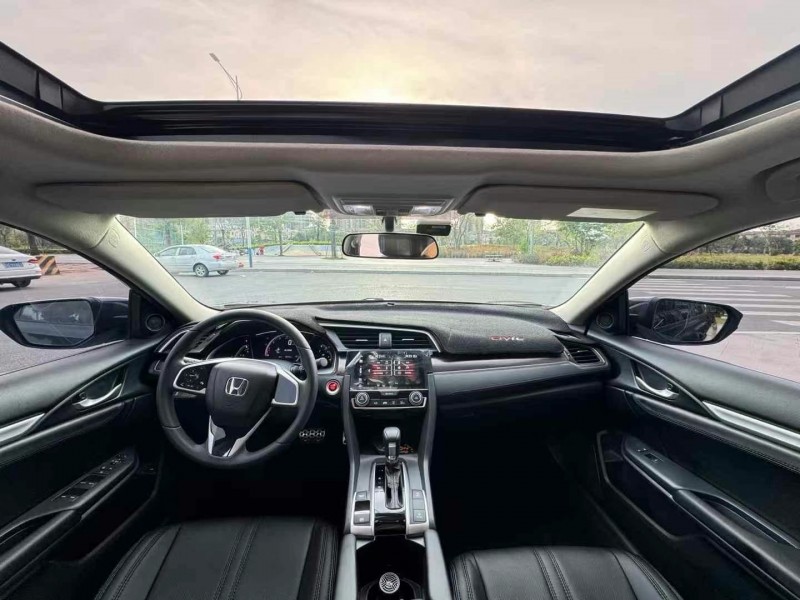 佛山22年本田思域7