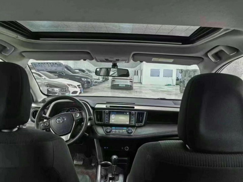 承德16年豐田RAV4榮放7