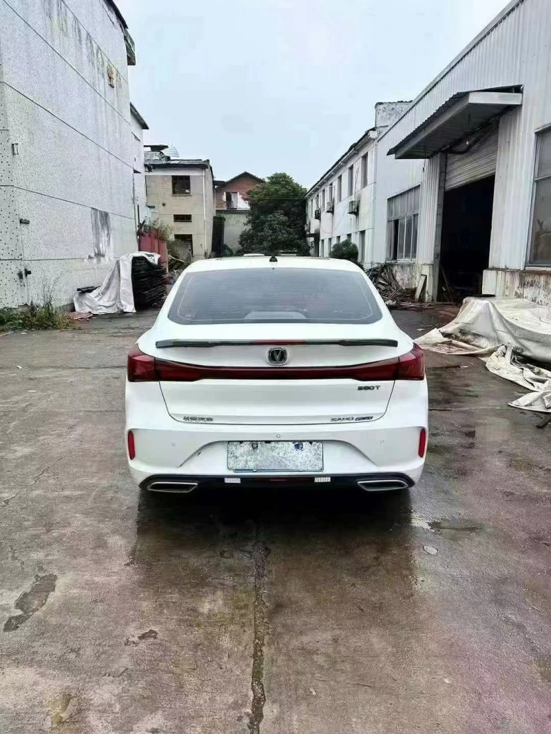 紹興22年長安汽車逸動4