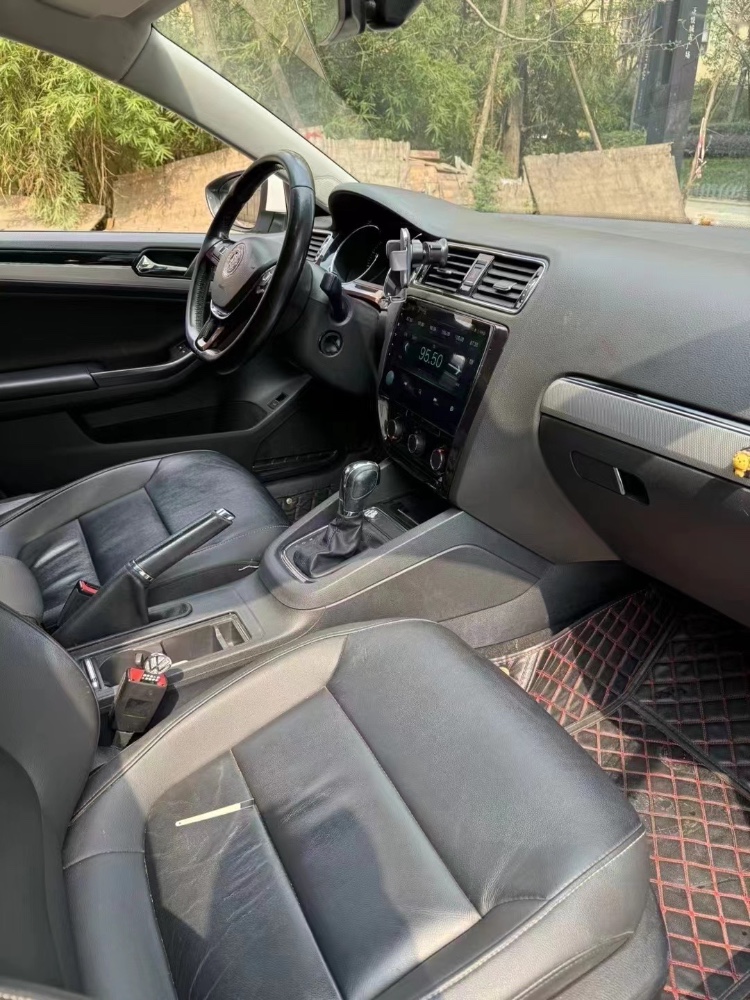 成都18年大众速腾6