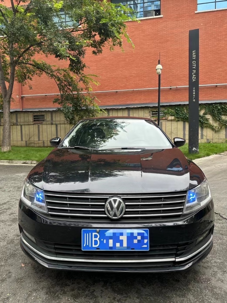 成都17年大众朗逸1