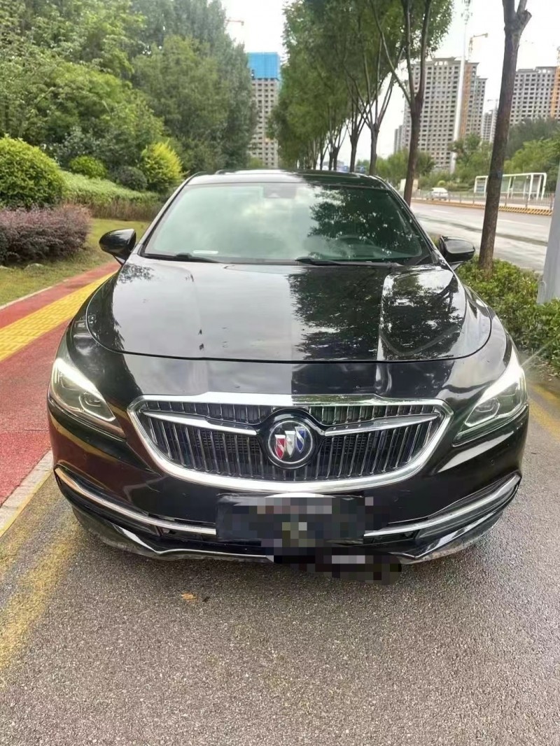 枣庄17年别克君越1